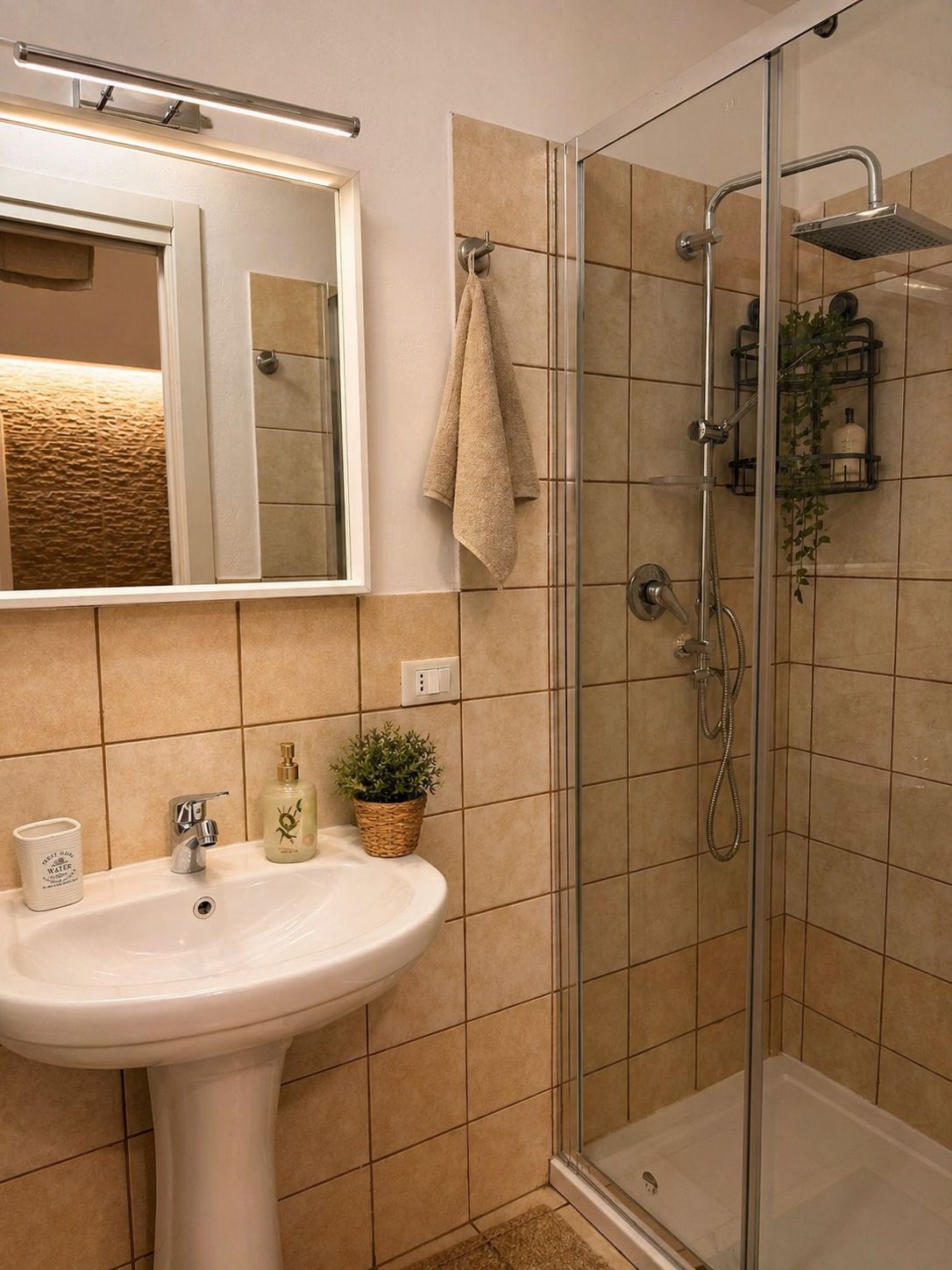 Cala Verde Terrasini — Bagno, doccia